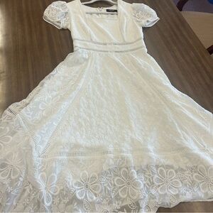 EverNew Melbourne Dress Lace Coquette Size 2 Cottagecore Bridal White Cutouts